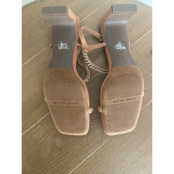 Anne Klein 9 Jelina heeled chain sandal - Picture 8 of 9